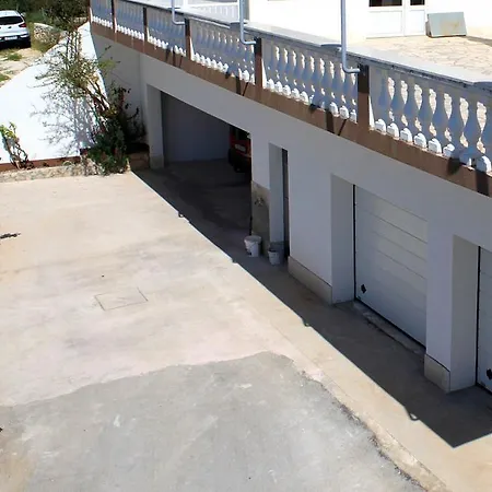 9037a Marina